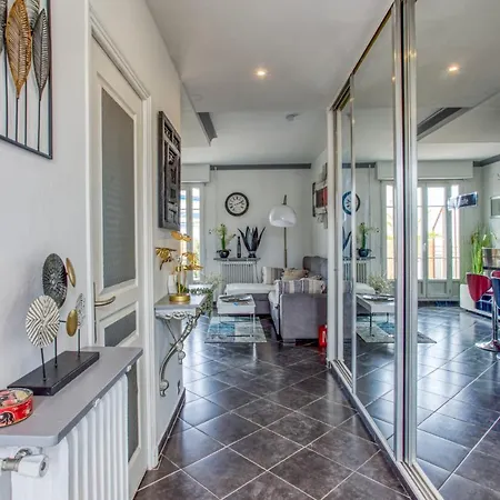 Le Mantega - F2 Moderne,centre Ville, 2 Grandes Terrasses,climatisation, Ascenseur Apartmán